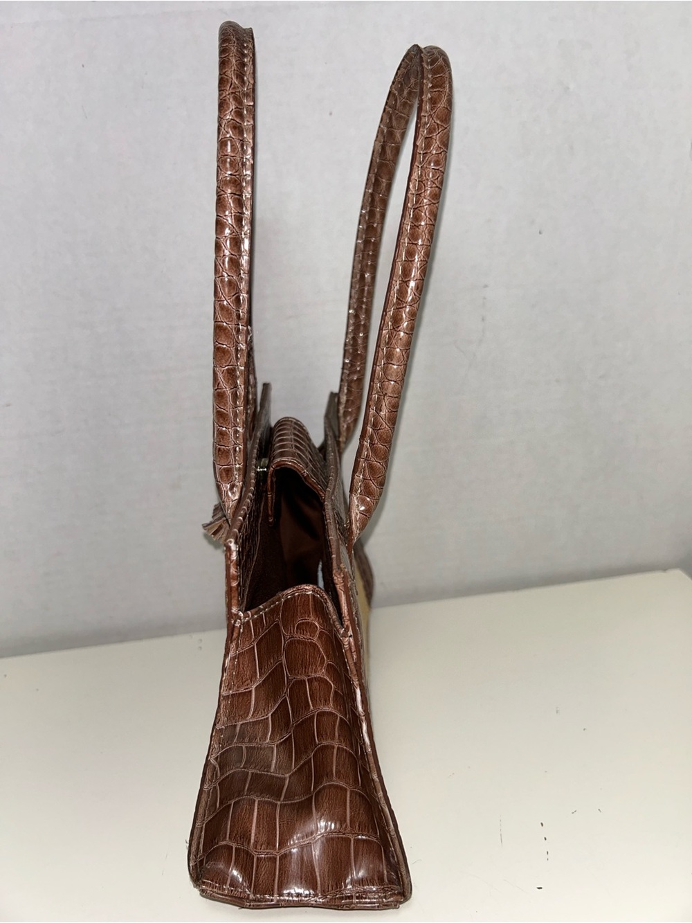 Liz Claiborne Y2K Ivory Brown Faux Leather Straw Satchel Handbag Set of 2 - Picture 9 of 13